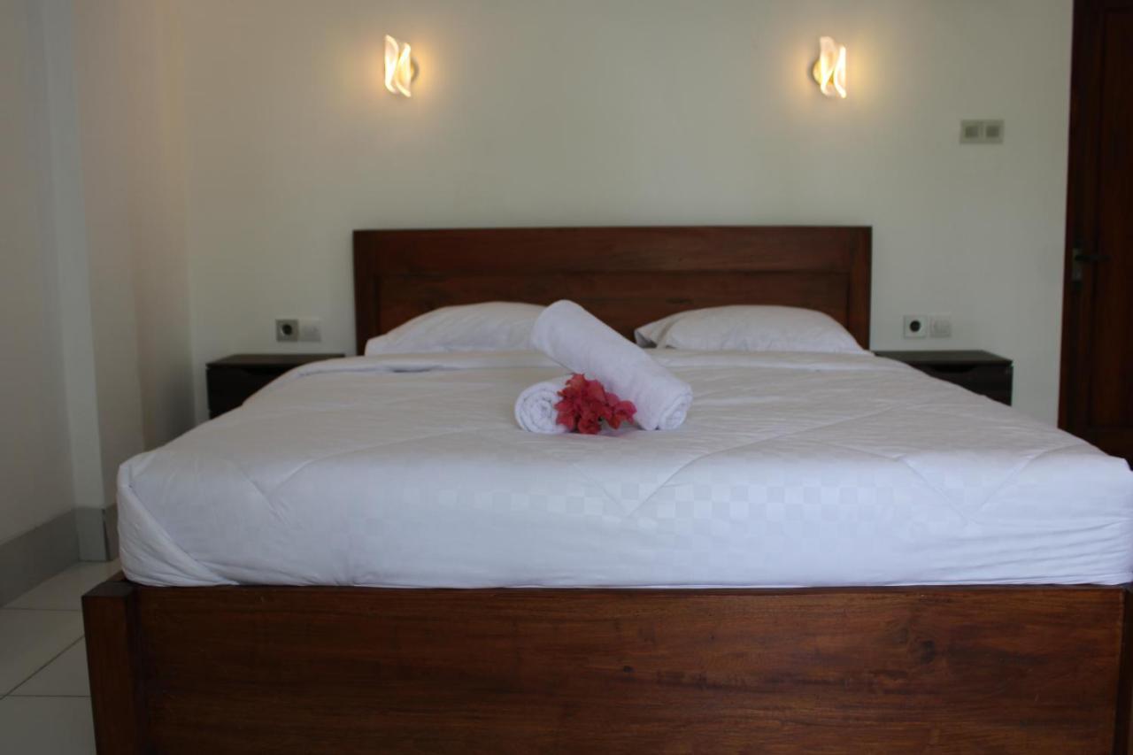 Hotel Turtle House Lombok à Kuta  Extérieur photo