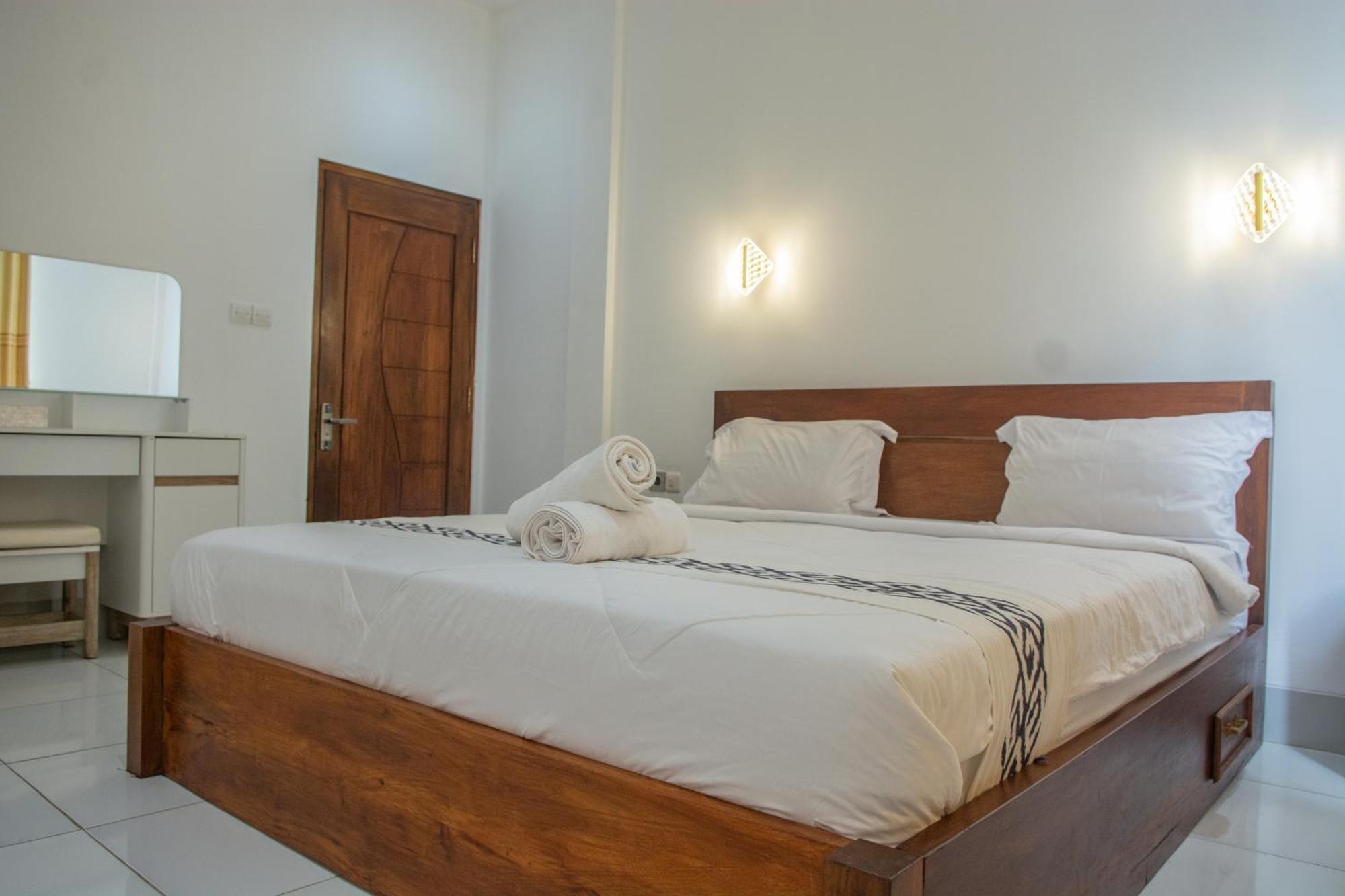 Hotel Turtle House Lombok à Kuta  Extérieur photo